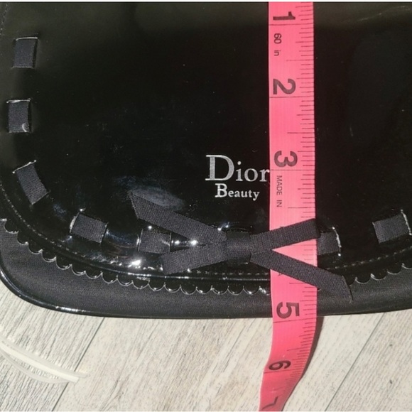 EUC DIOR POUCH CROSSBODY authentic - Picture 14 of 14